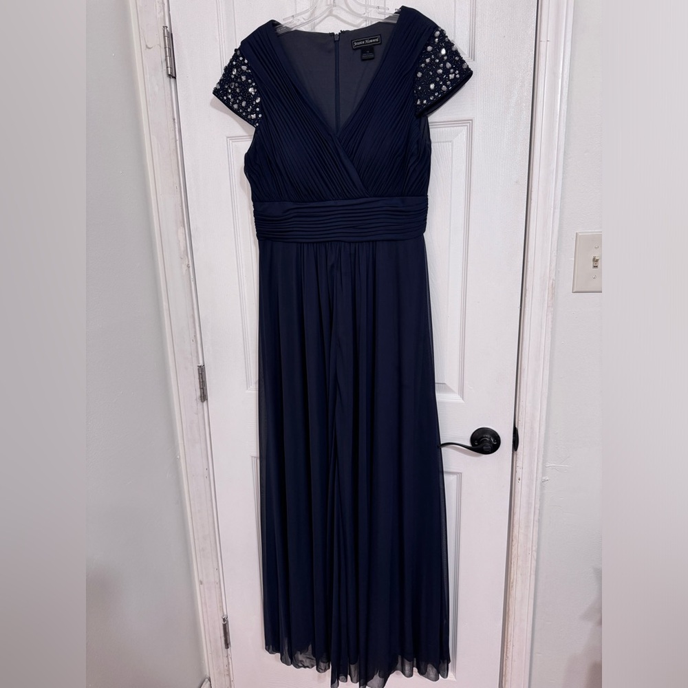 Jessica Howard Women’s Formal Dress